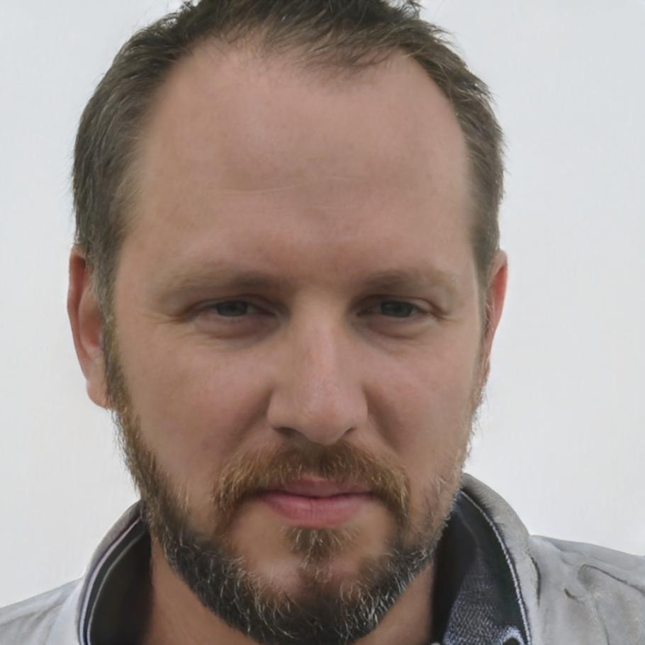 Miroslav Tincu coordonator strategie prezentări